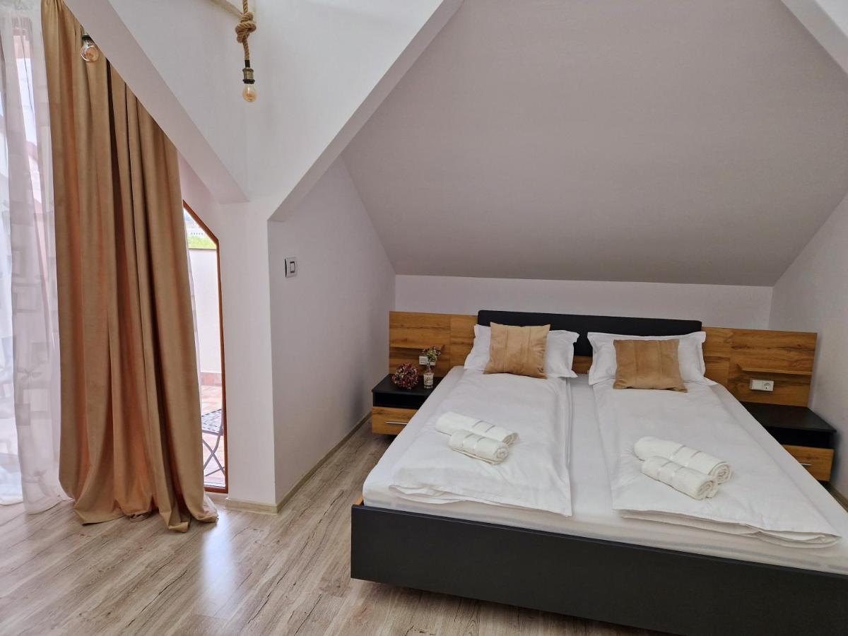 Ori Orange Studio Malul Muresului Arad Exteriér fotografie